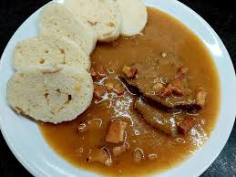 23.04.2026 Vepřová plec na slanině , H.K.